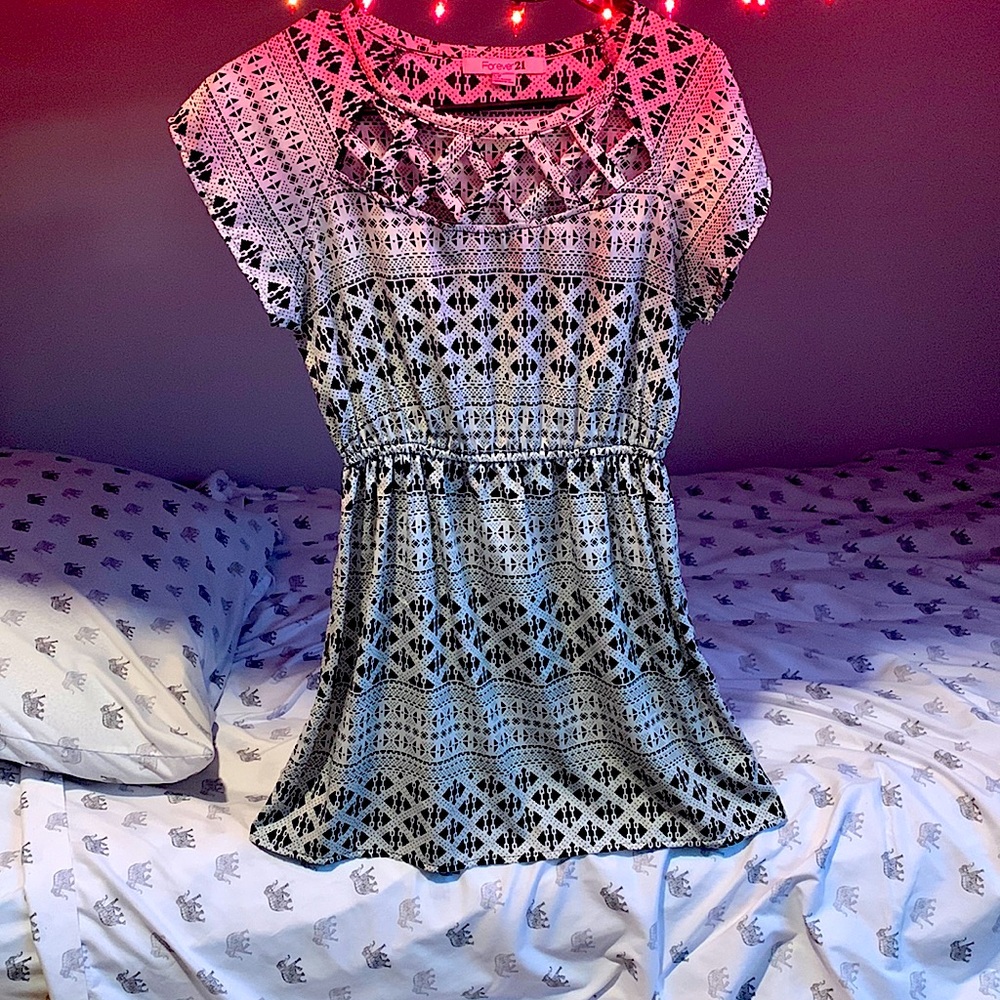 FOREVER 21 DRESS - SIZE SMALL!